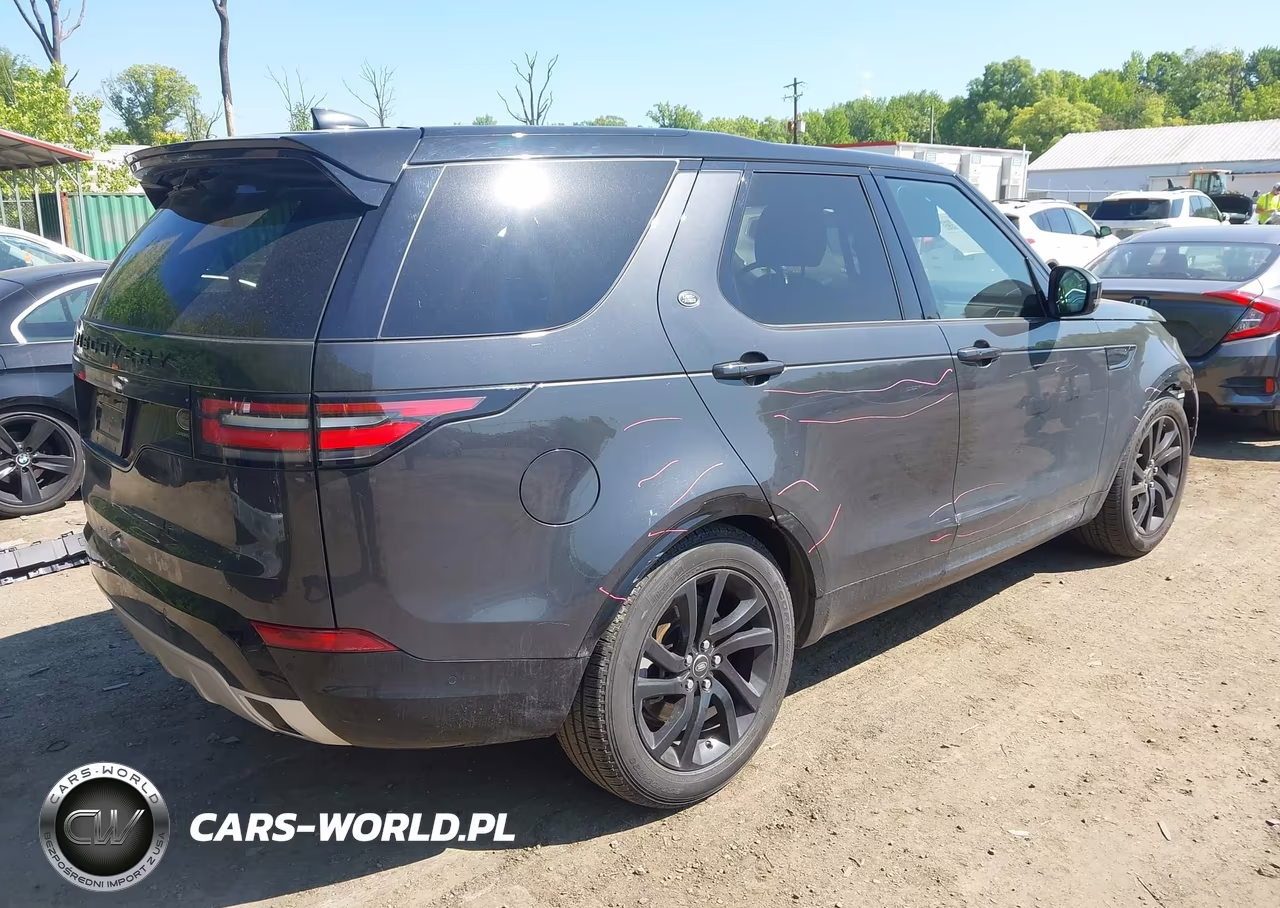 2020 Land Rover Discovery Landmark Edition VIN:SALRU2RV1L2420728 - 4