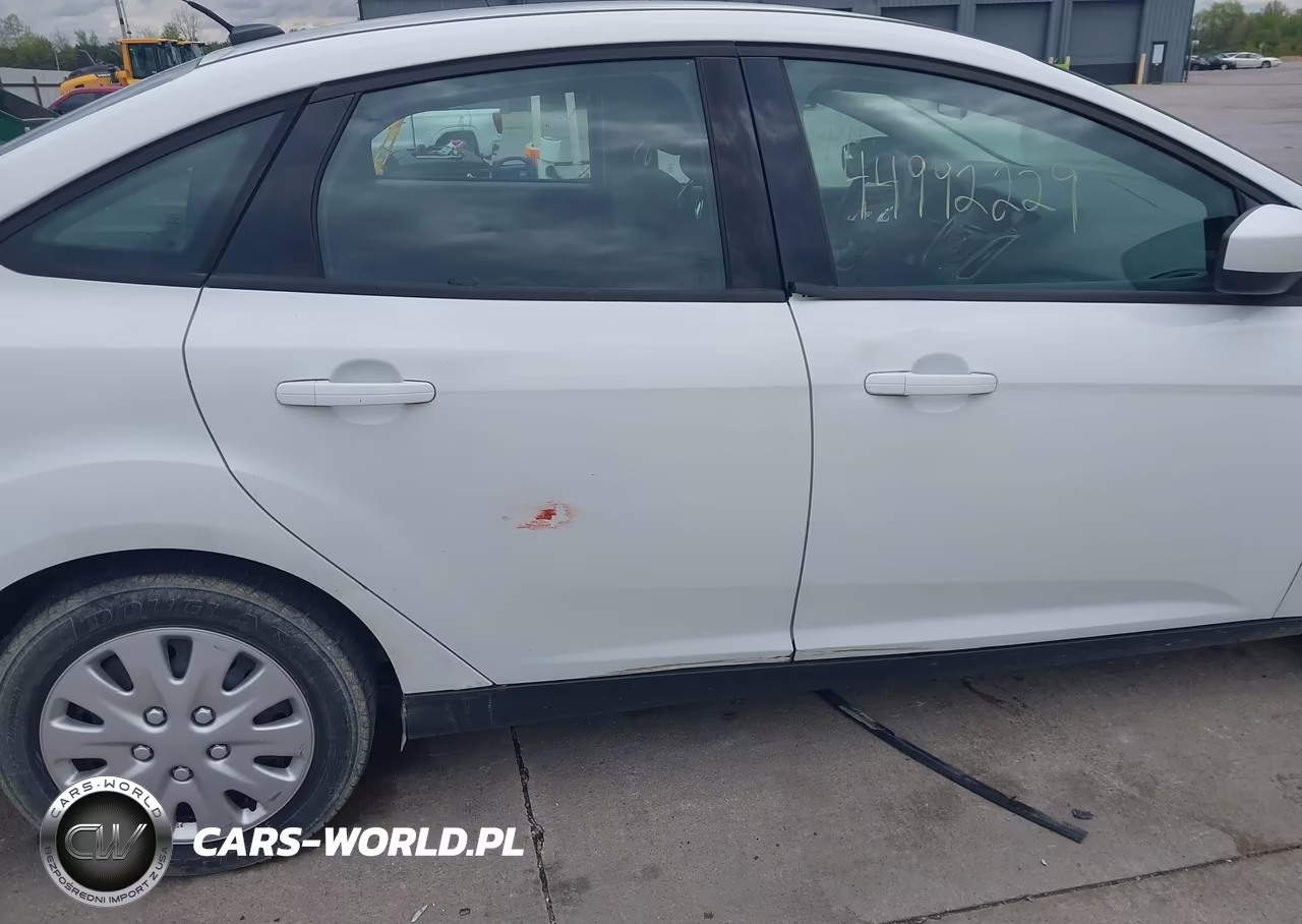 2012 Ford Focus Se VIN:1FAHP3F29CL207679 - 6