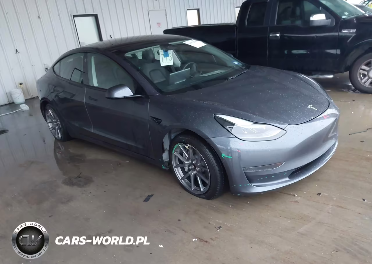 2021 Tesla Model 3 Standard Range Plus Rear-Wheel Drive – zdjęcie 1 z 17