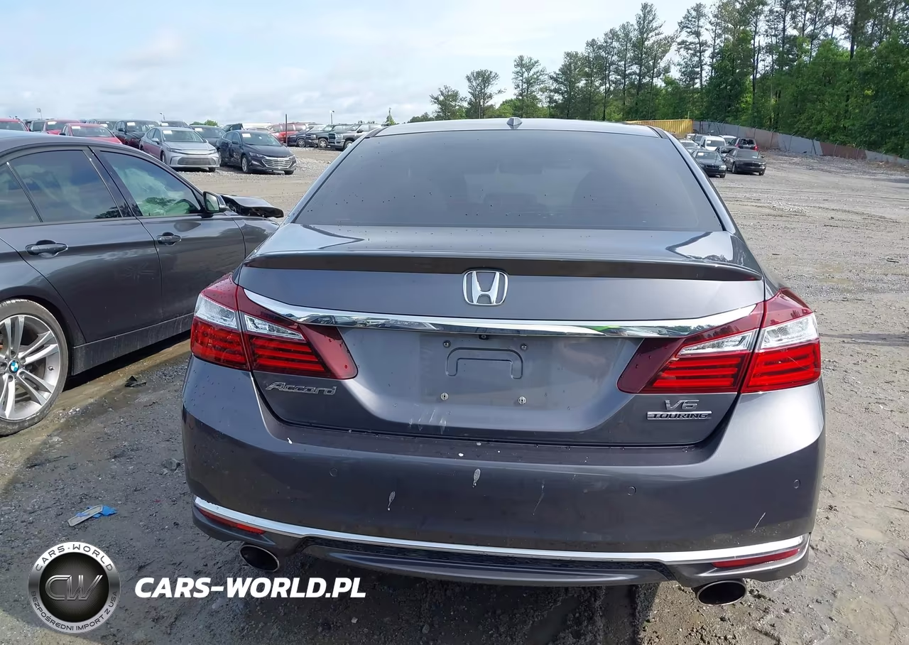 2016 Honda Accord Touring VIN:1HGCR3F93GA012370 - 16
