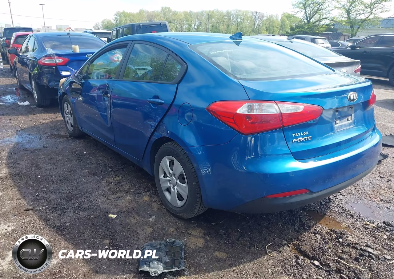2015 Kia Forte Lx VIN:KNAFX4A66F5277437 - 3