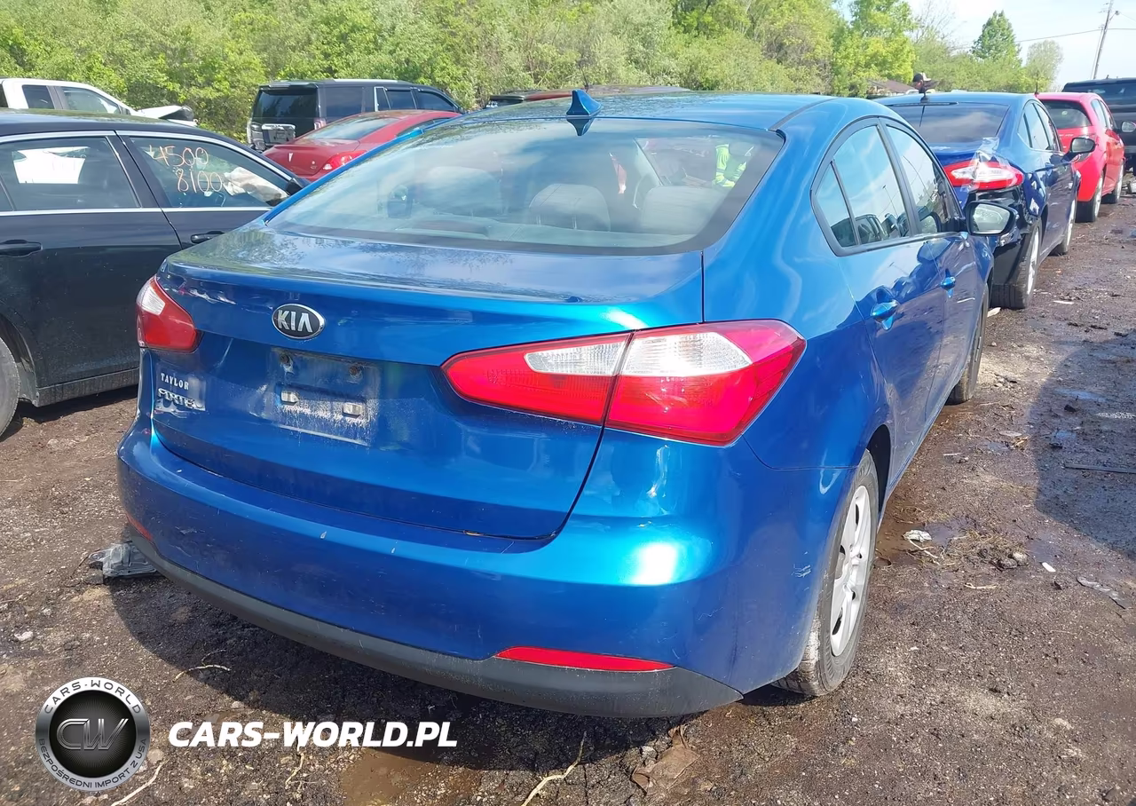 2015 Kia Forte Lx VIN:KNAFX4A66F5277437 - 4