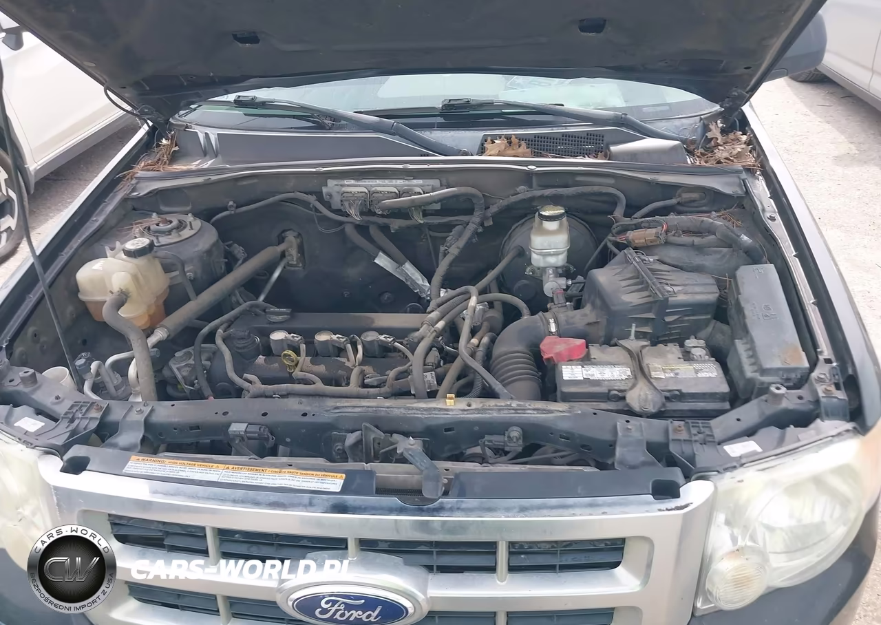 2010 Ford Escape Xls VIN:1FMCU0C74AKB93524 - 10
