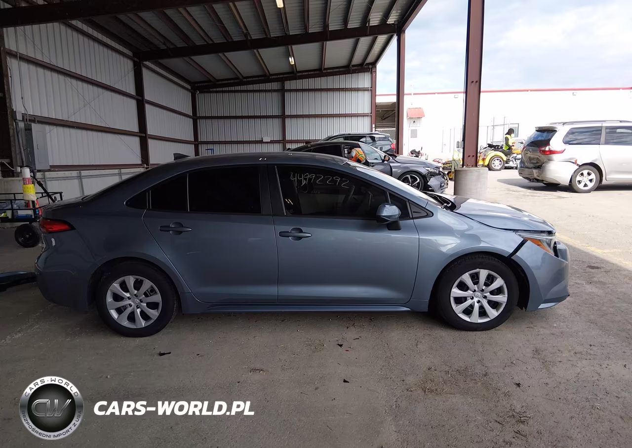 2021 Toyota Corolla Le VIN:5YFEPMAE9MP253302 - 14