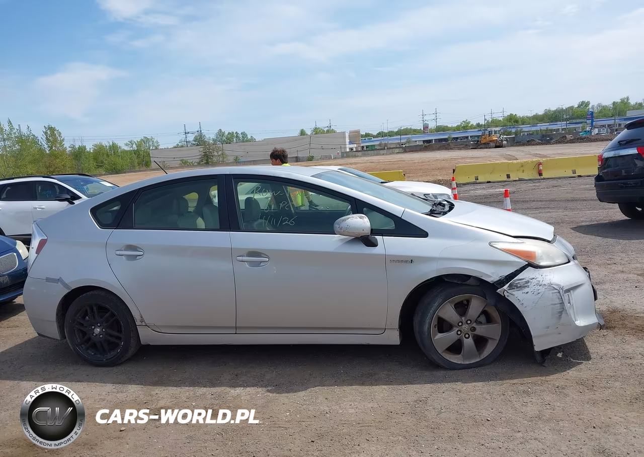 2012 Toyota Prius Four VIN:JTDKN3DU5C5479676 - 13