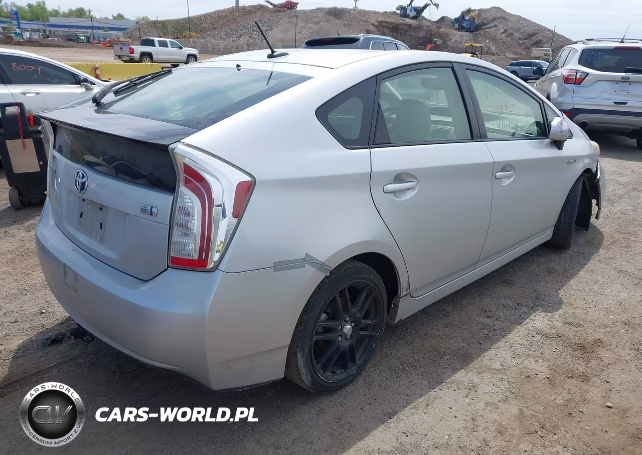 2012 Toyota Prius Four VIN:JTDKN3DU5C5479676 - 4