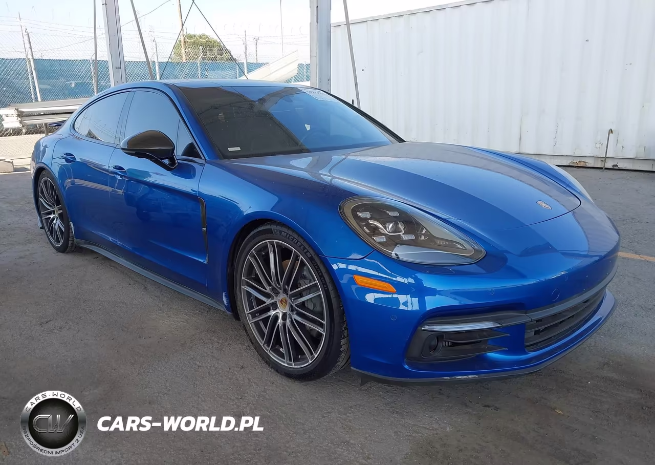2017 Porsche Panamera 4S