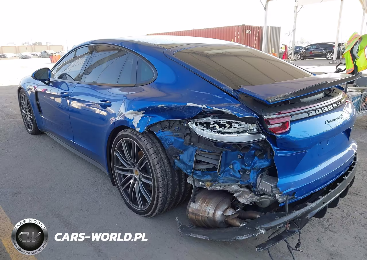 2017 Porsche Panamera 4S VIN:WP0AB2A77HL120801 - 3