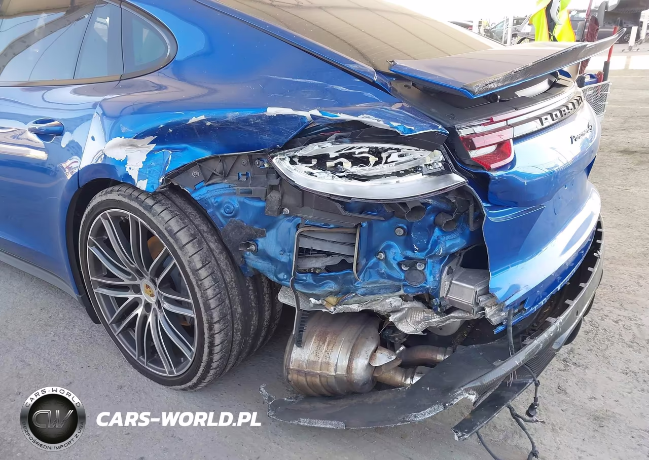 2017 Porsche Panamera 4S VIN:WP0AB2A77HL120801 - 6