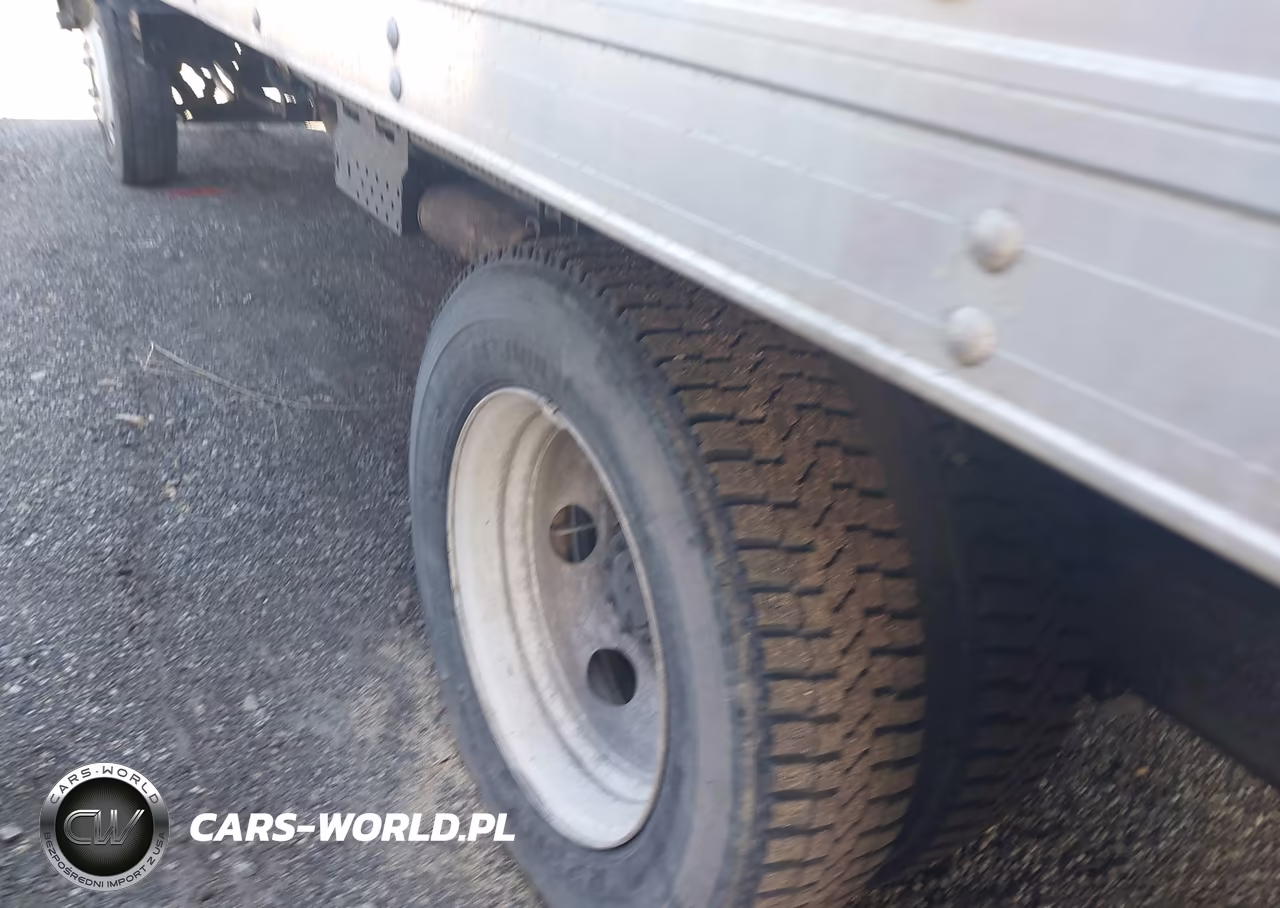 2018 Isuzu Npr Hd VIN:54DC4W1B6JS801621 - 12