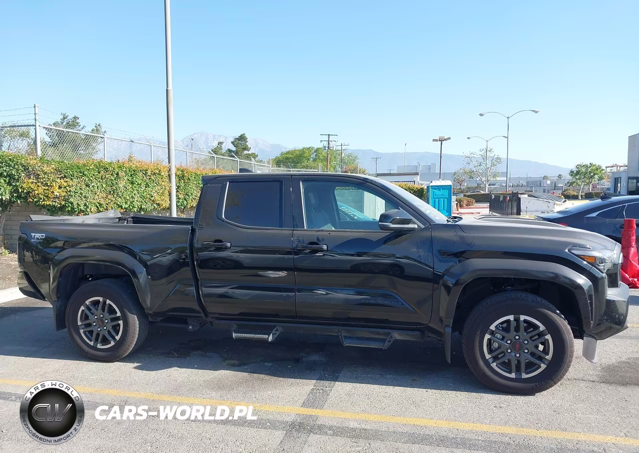 2025 Toyota Tacoma Trd Sport VIN:3TMLB5JN7SM135118 - 13