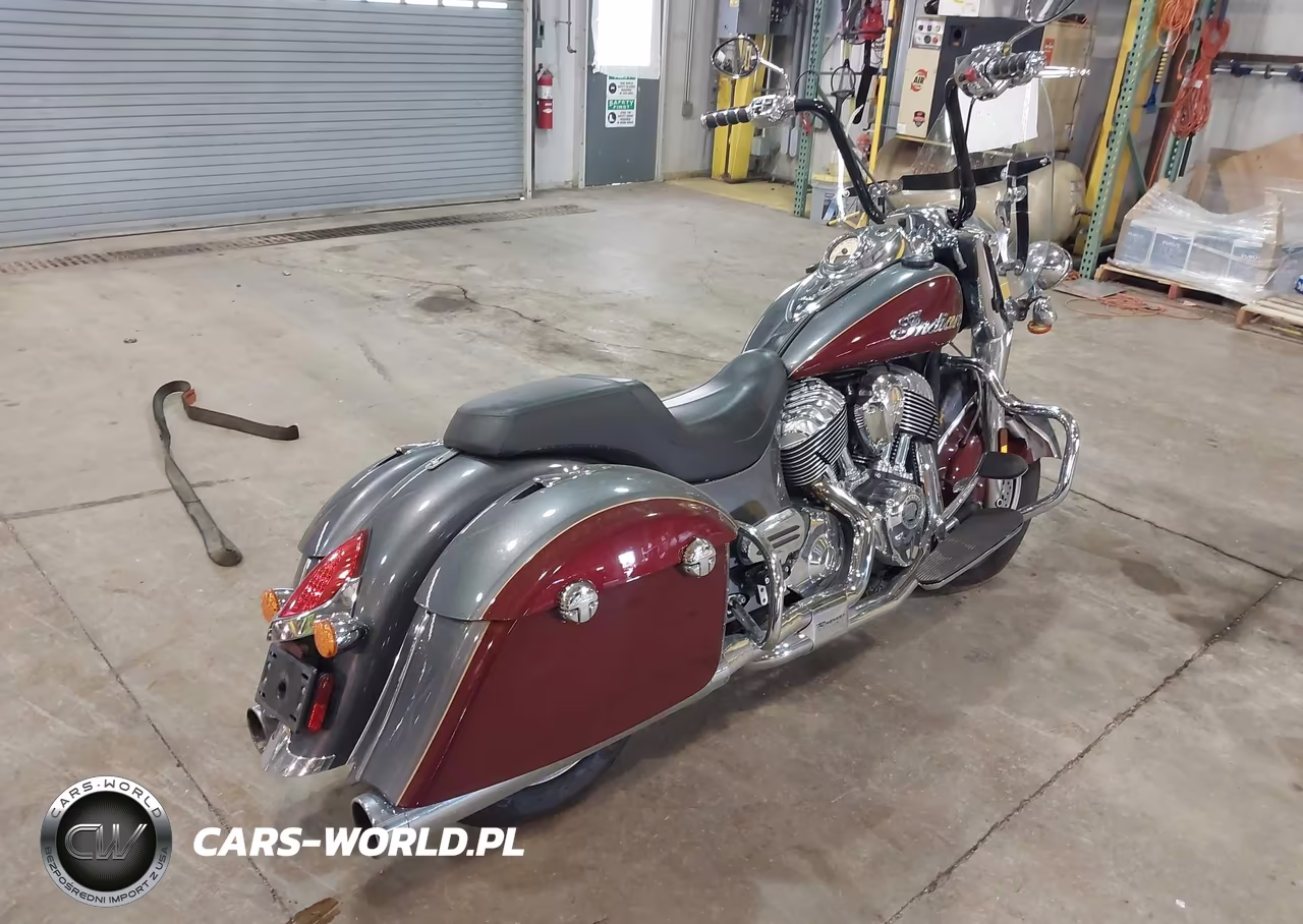 2017 Indian Motorcycle Co. Springfield VIN:56KTHAAA5H3347640 - 4