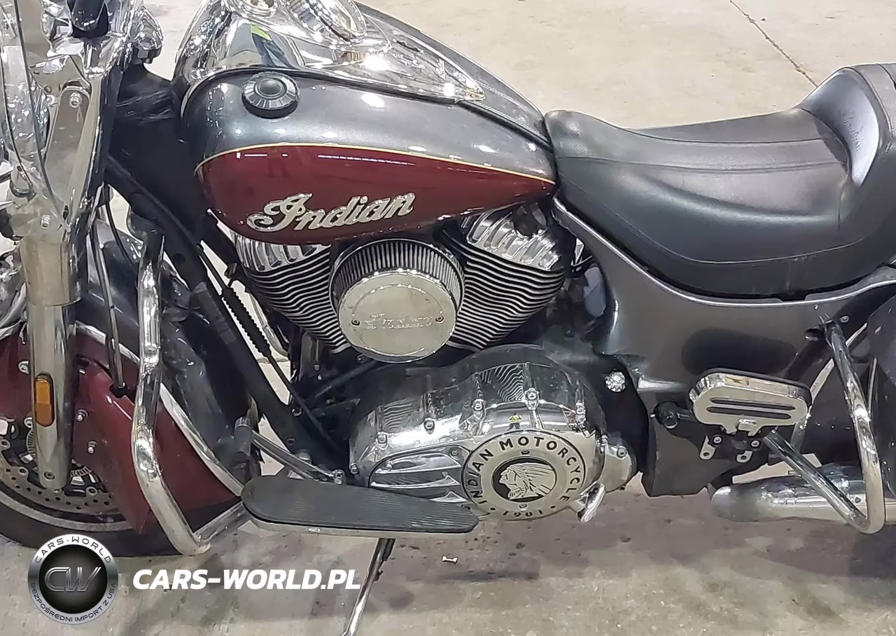 2017 Indian Motorcycle Co. Springfield VIN:56KTHAAA5H3347640 - 9