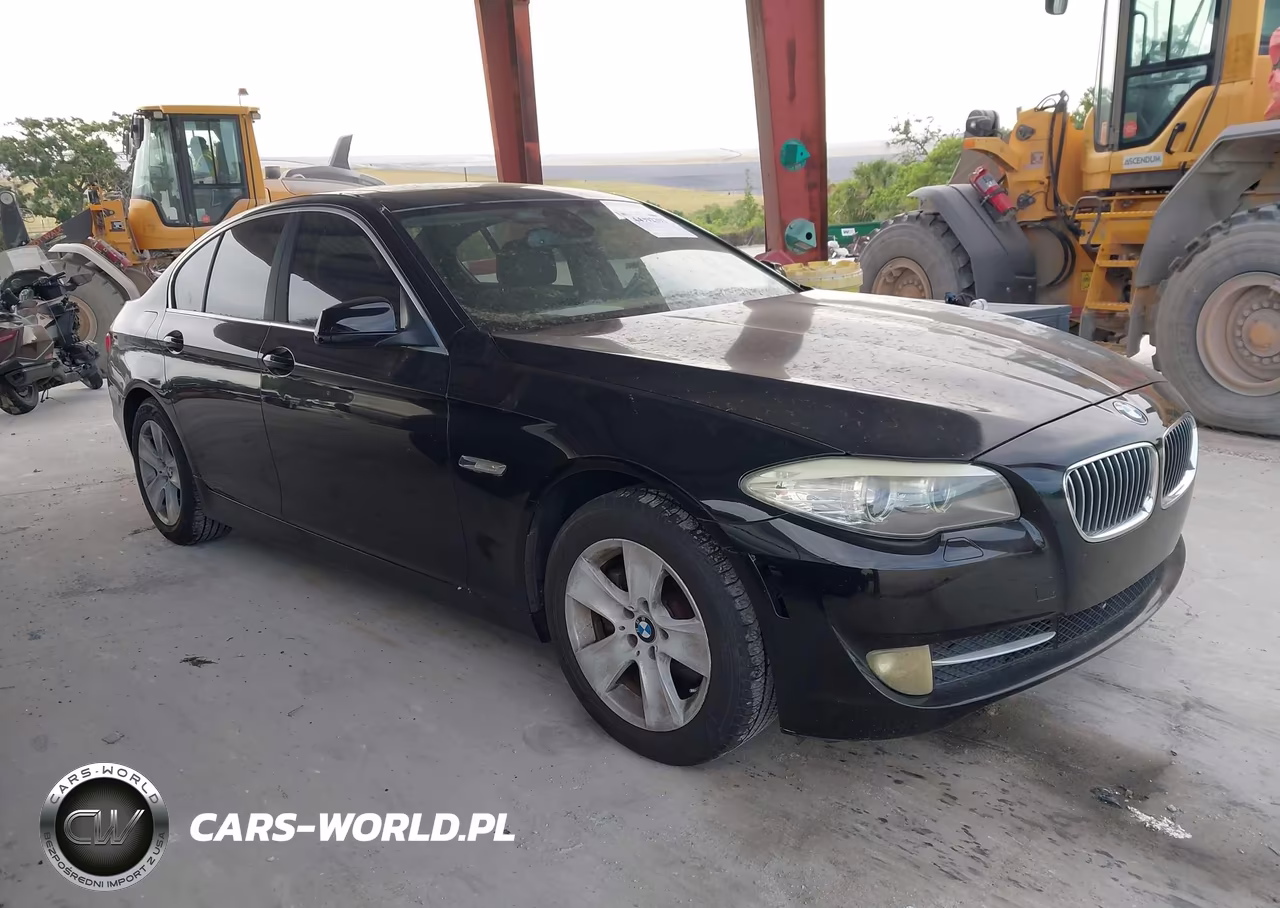 2011 BMW 528I
