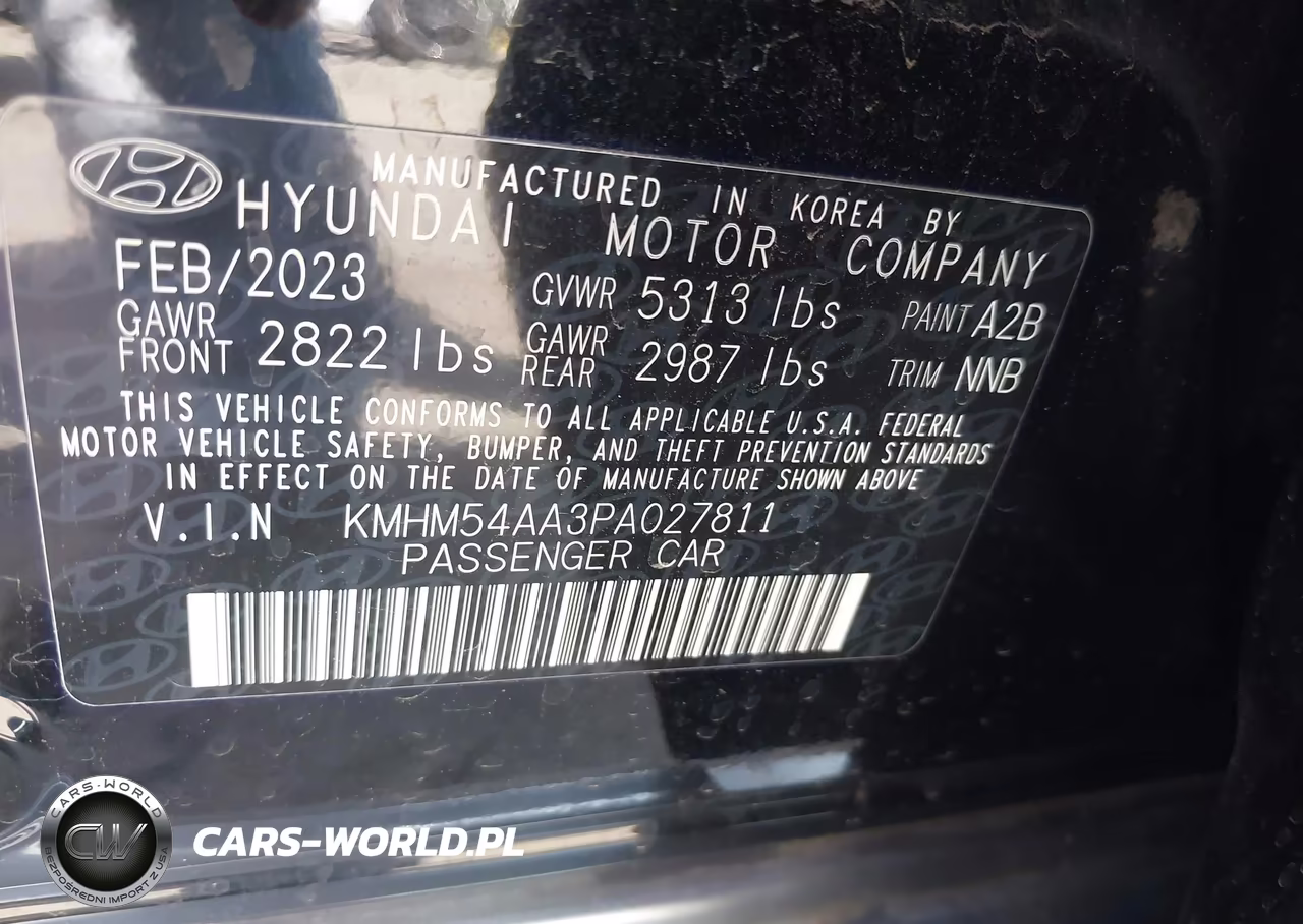 2023 Hyundai Ioniq 6 Limited VIN:KMHM54AA3PA027811 - 9