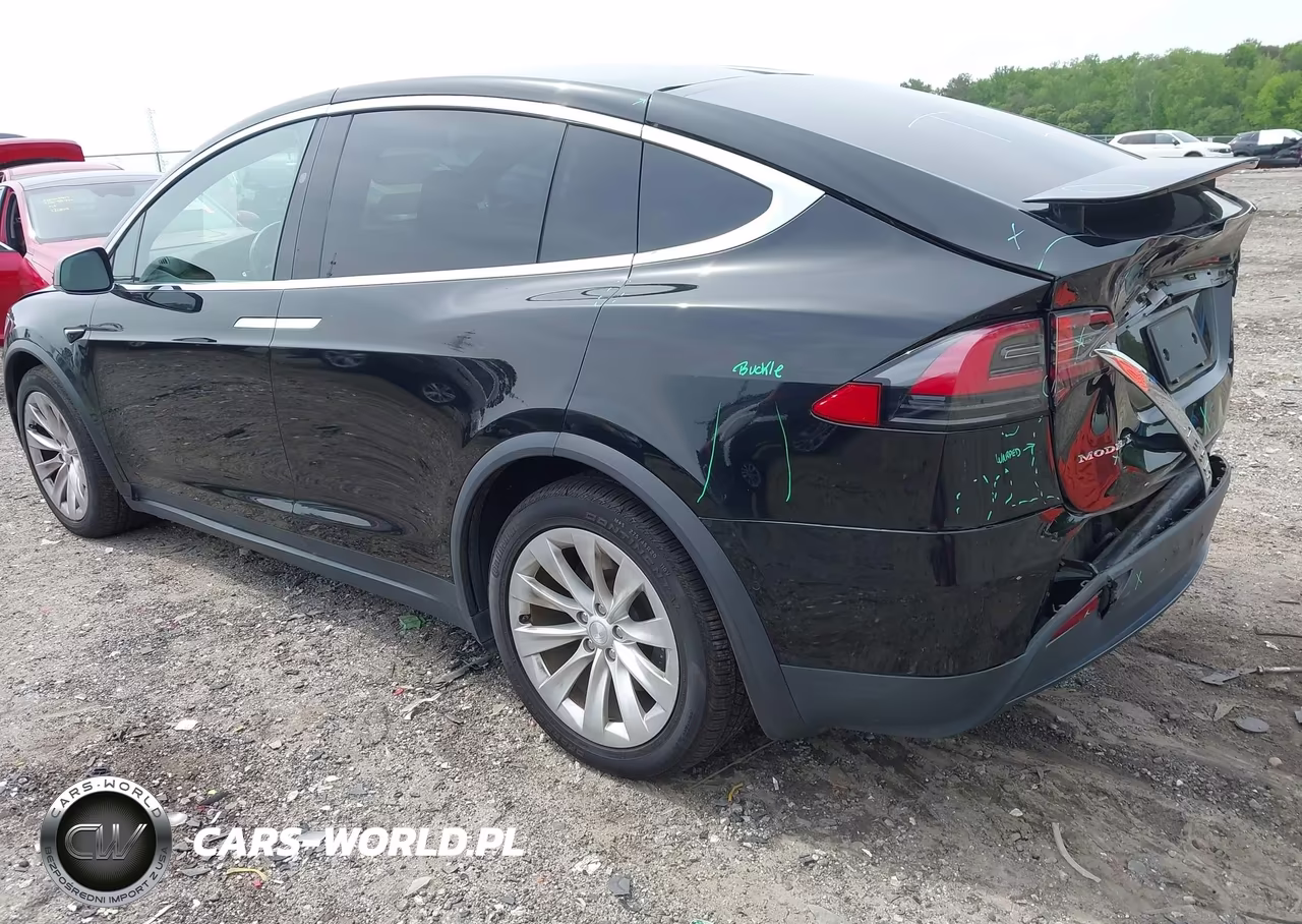 2020 Tesla Model X Long Range Dual Motor All-Wheel Drive-Long Range Plus Dual Motor All-Wheel Drive VIN:5YJXCDE26LF221325 - 3