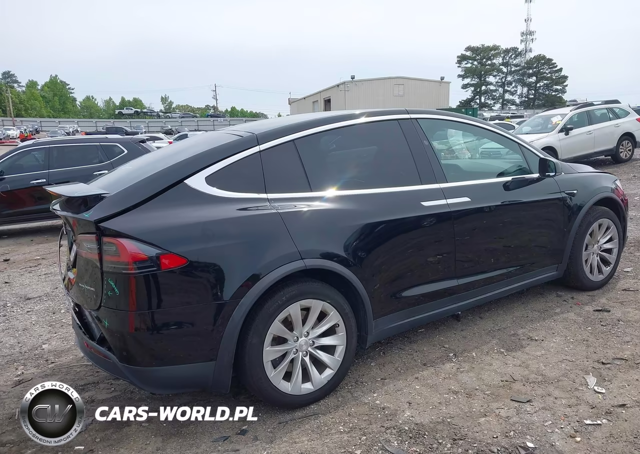 2020 Tesla Model X Long Range Dual Motor All-Wheel Drive-Long Range Plus Dual Motor All-Wheel Drive VIN:5YJXCDE26LF221325 - 4