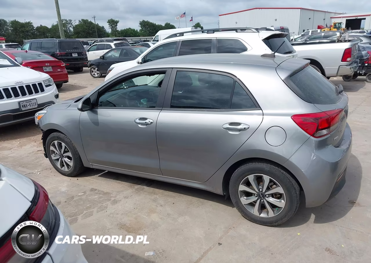 2022 Kia Rio 5-Door S VIN:3KPA25AD8NE477335 - 15