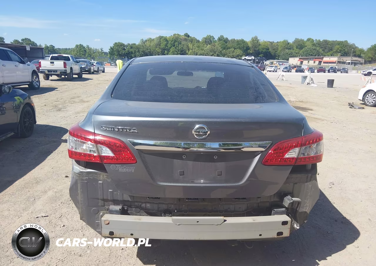 2015 Nissan Sentra S VIN:3N1AB7AP5FY320435 - 17