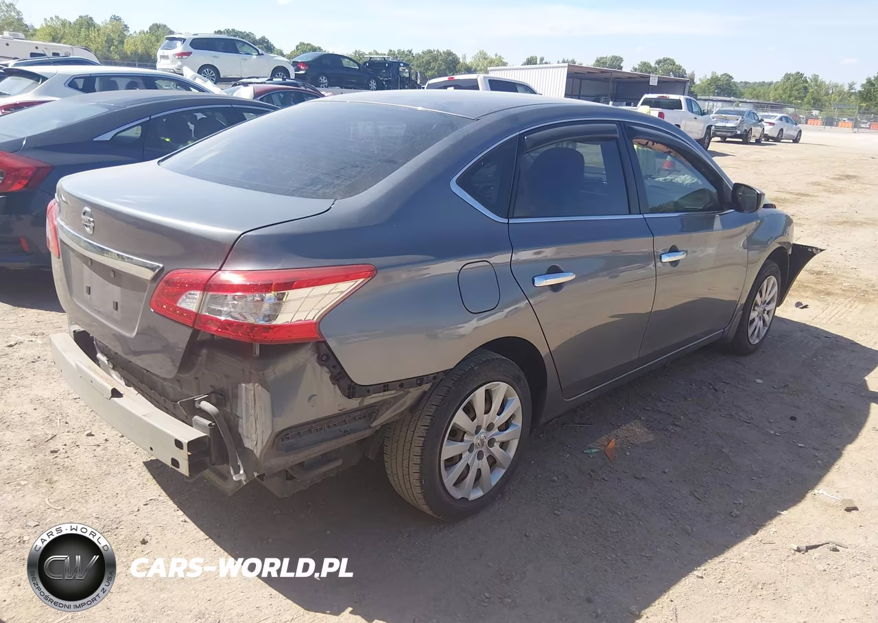 2015 Nissan Sentra S VIN:3N1AB7AP5FY320435 - 4