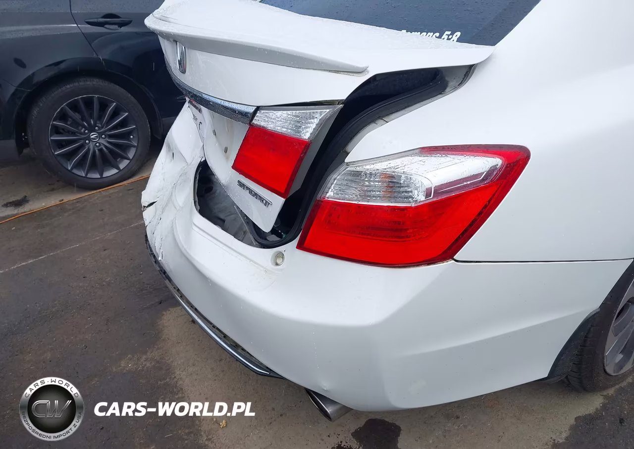 2015 Honda Accord Sport VIN:1HGCR2F52FA058228 - 21