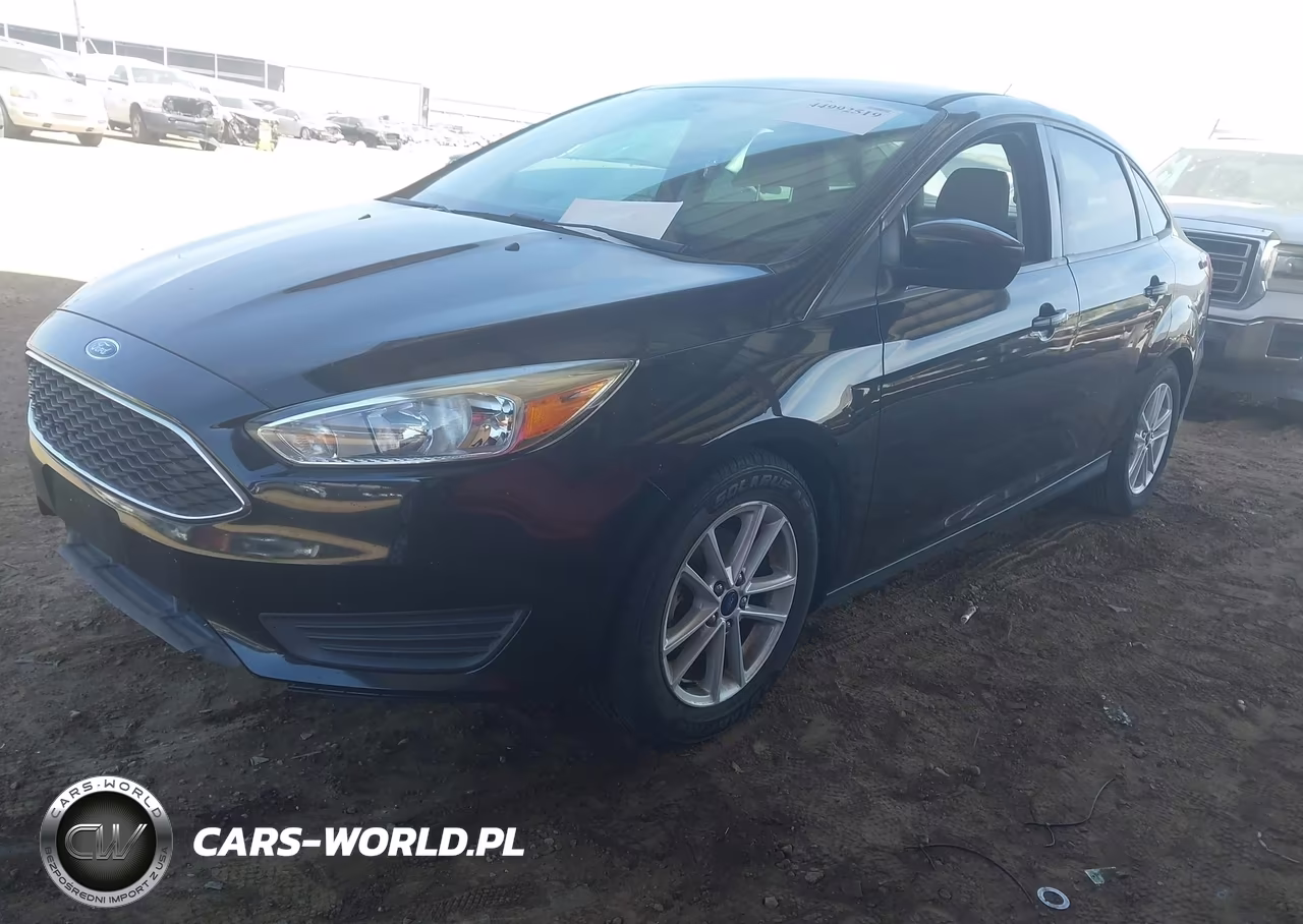 2018 Ford Focus Se VIN:1FADP3F24JL205365 - 2