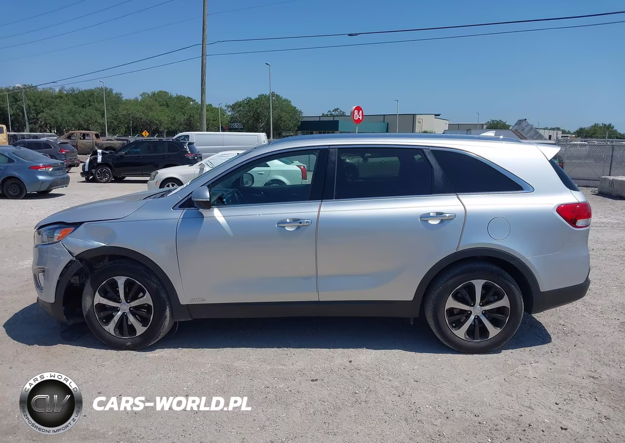 2018 Kia Sorento 2.0T Ex VIN:5XYPHDA19JG358408 - 14