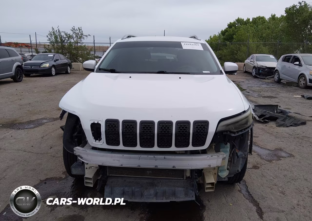2019 Jeep Cherokee Latitude 4X4 VIN:1C4PJMCX2KD309640 - 13
