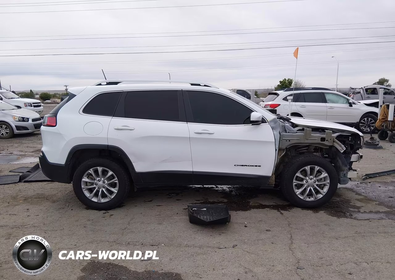 2019 Jeep Cherokee Latitude 4X4 VIN:1C4PJMCX2KD309640 - 14