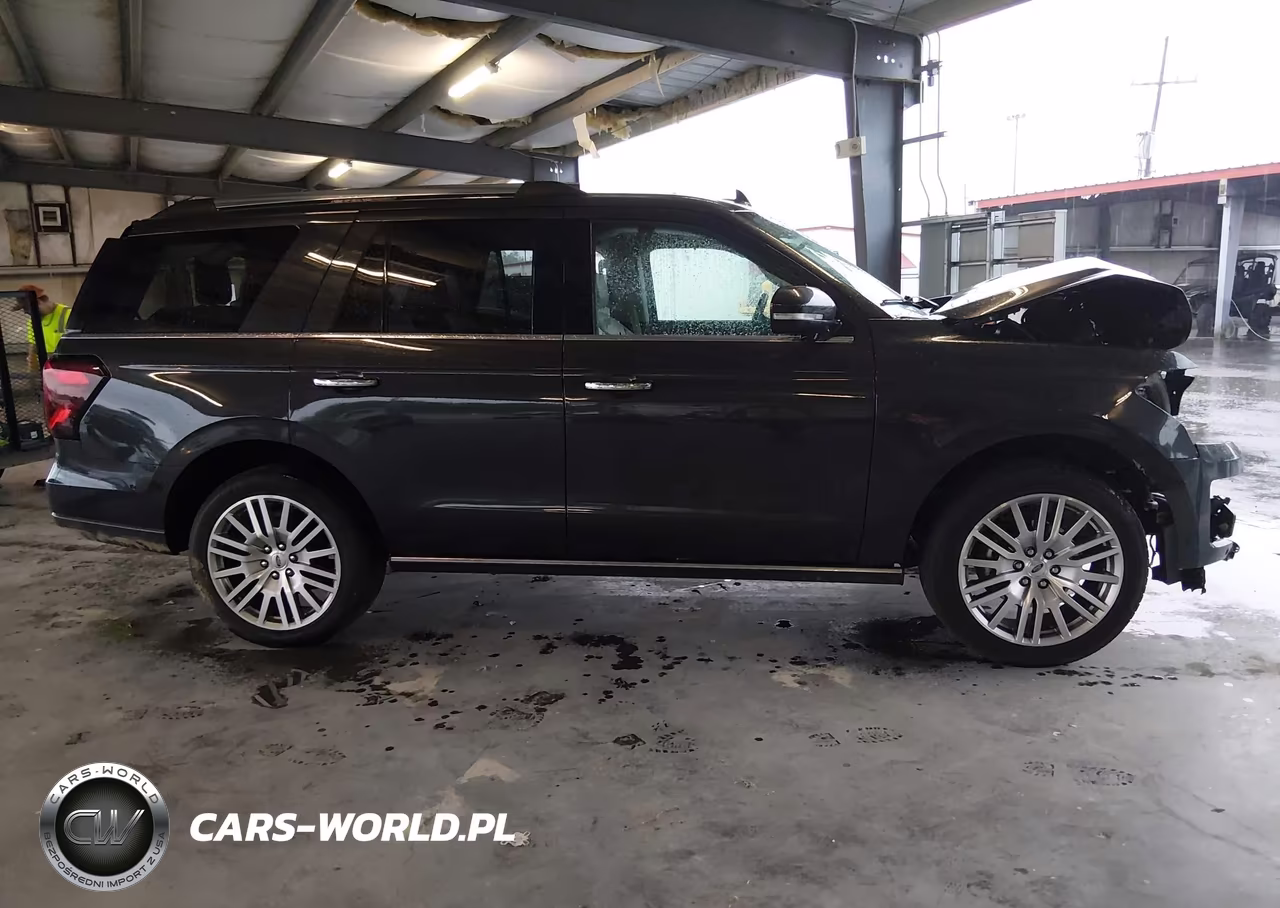 2023 Ford Expedition Limited VIN:1FMJU2A86PEA23560 - 14