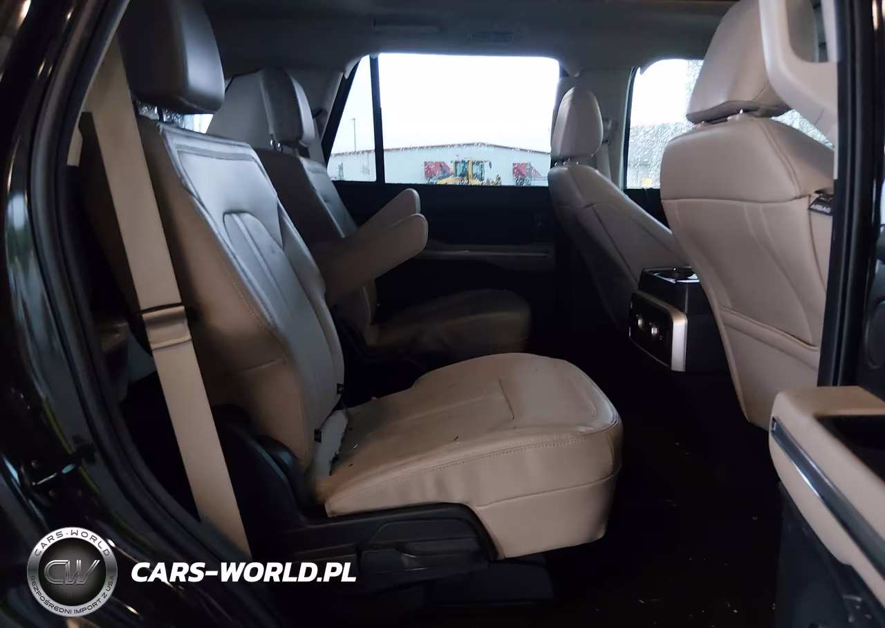 2023 Ford Expedition Limited VIN:1FMJU2A86PEA23560 - 8