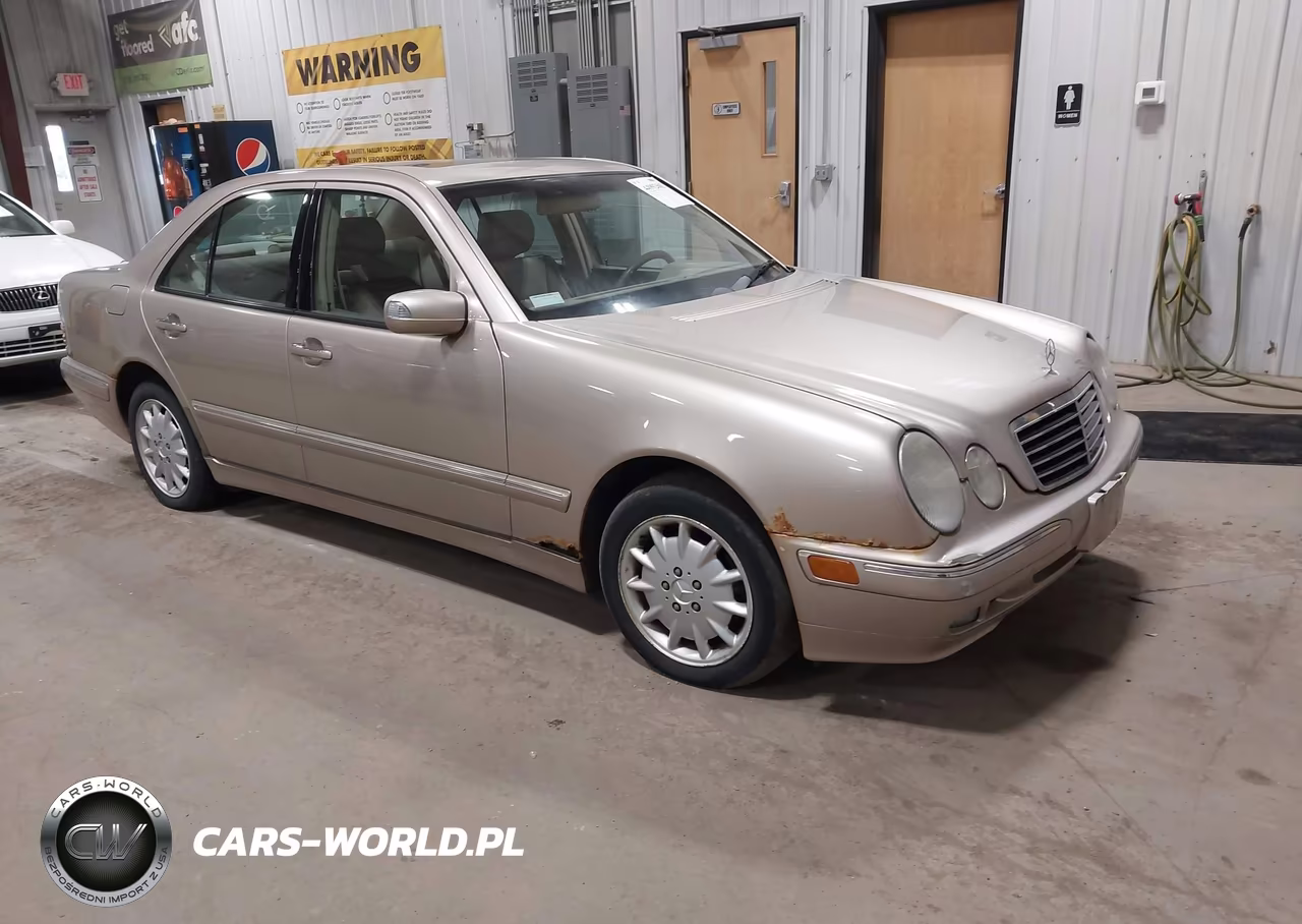 2001 Mercedes-Benz E 320 4M