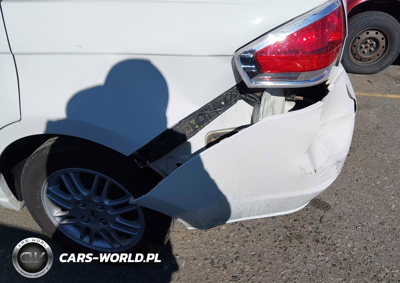 2010 Ford Focus Se VIN:1FAHP3FN4AW194040 - 6