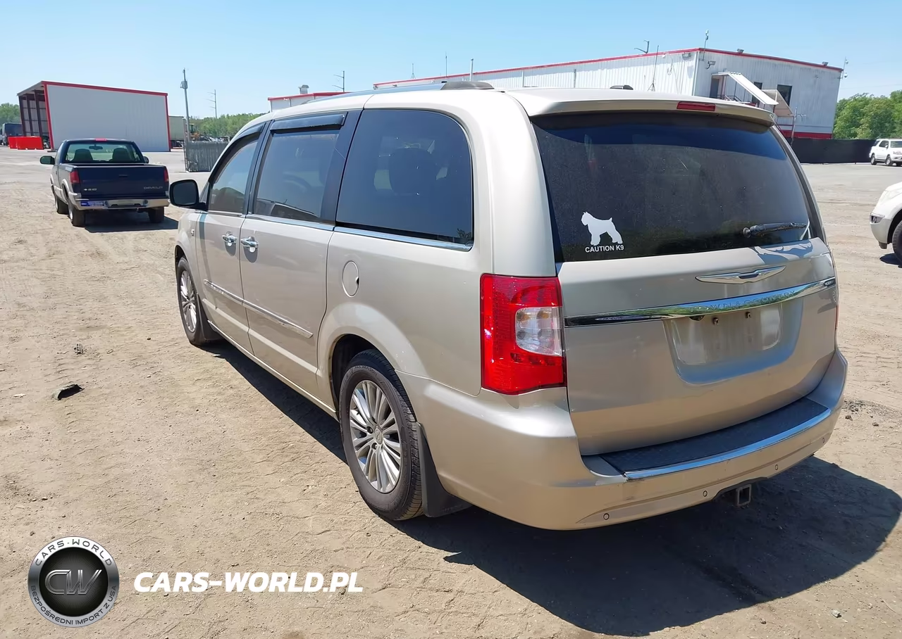 2014 Chrysler Town & Country Touring-L 30Th Anniversary VIN:2C4RC1CG0ER251451 - 3