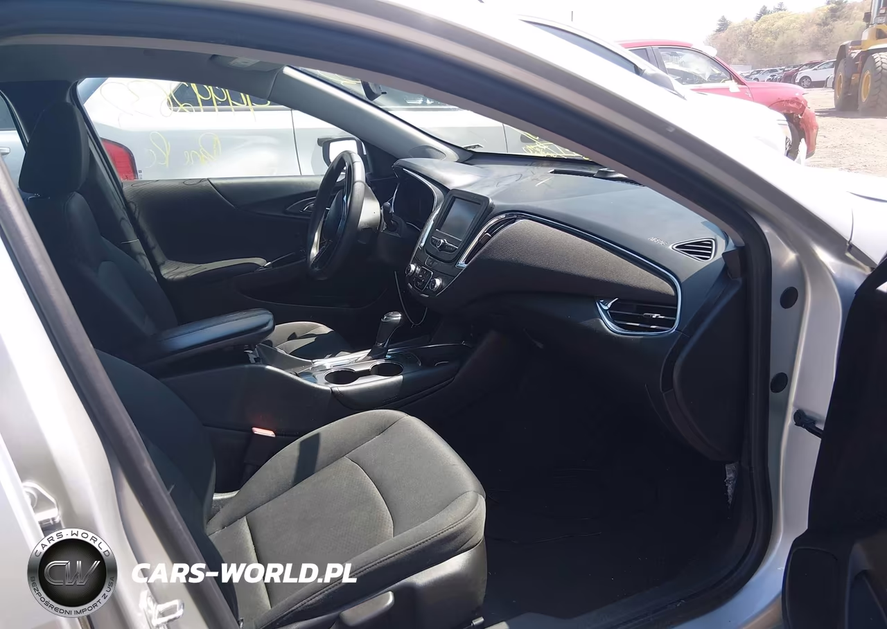 2017 Chevrolet Malibu 1Lt VIN:1G1ZE5ST7HF130419 - 5