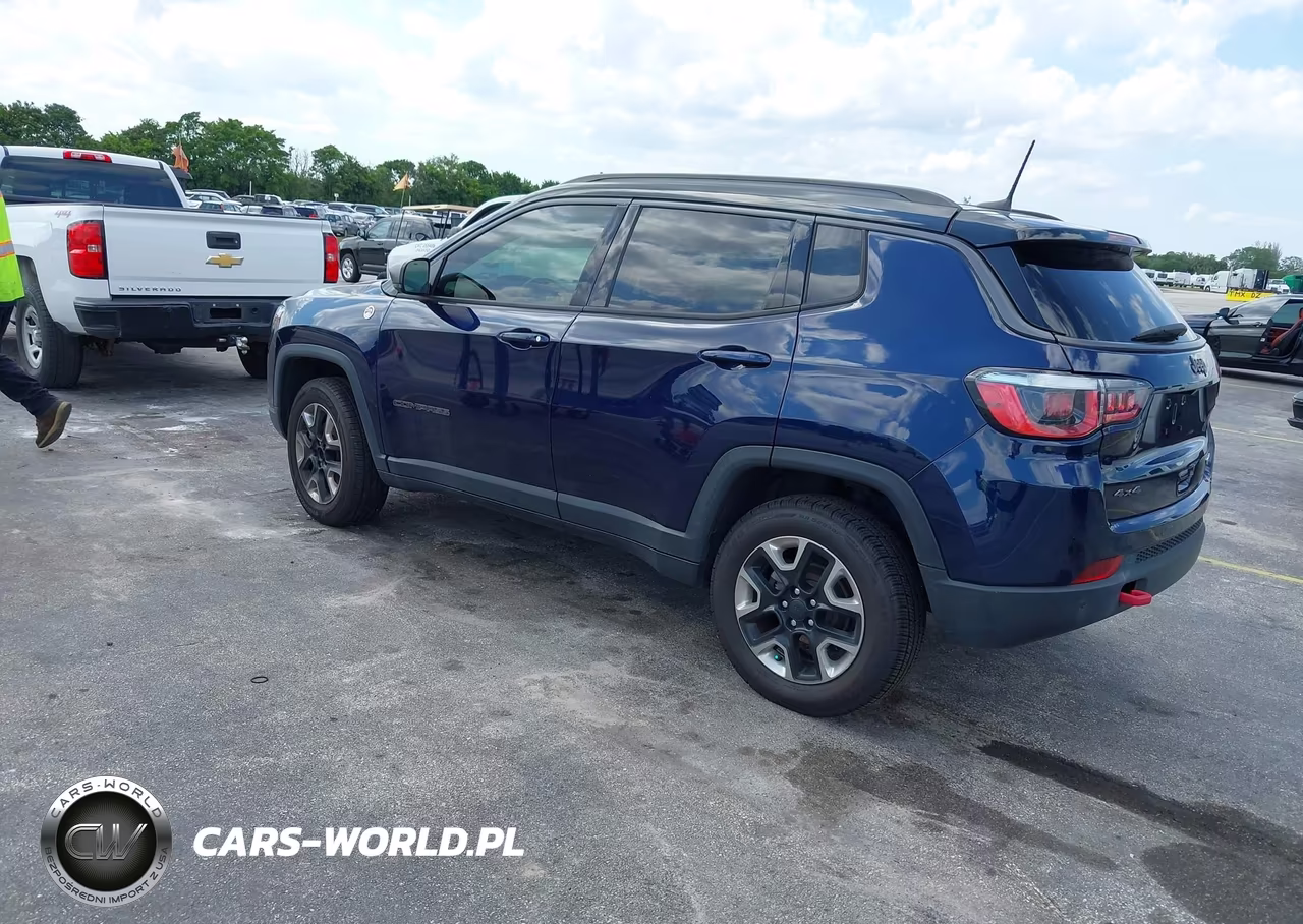 2018 Jeep Compass Trailhawk 4X4 VIN:3C4NJDDB9JT131857 - 3