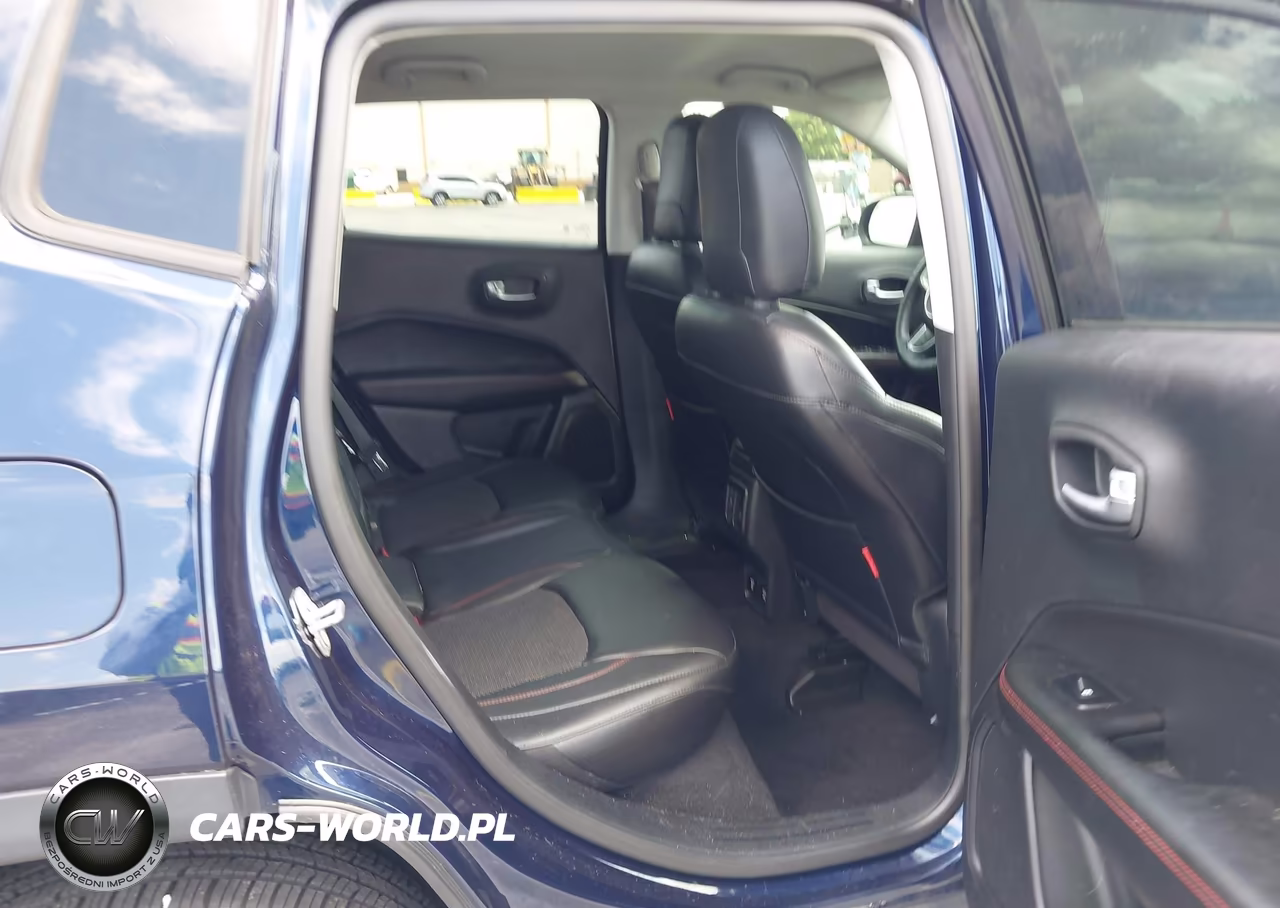 2018 Jeep Compass Trailhawk 4X4 VIN:3C4NJDDB9JT131857 - 8