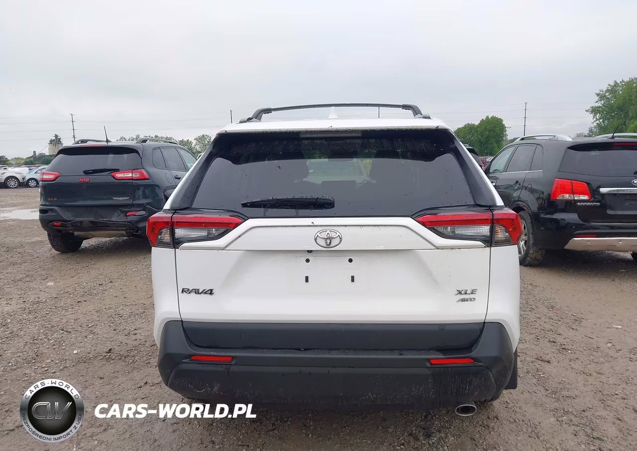 2025 Toyota Rav4 Xle VIN:2T3P1RFV4SW632369 - 17