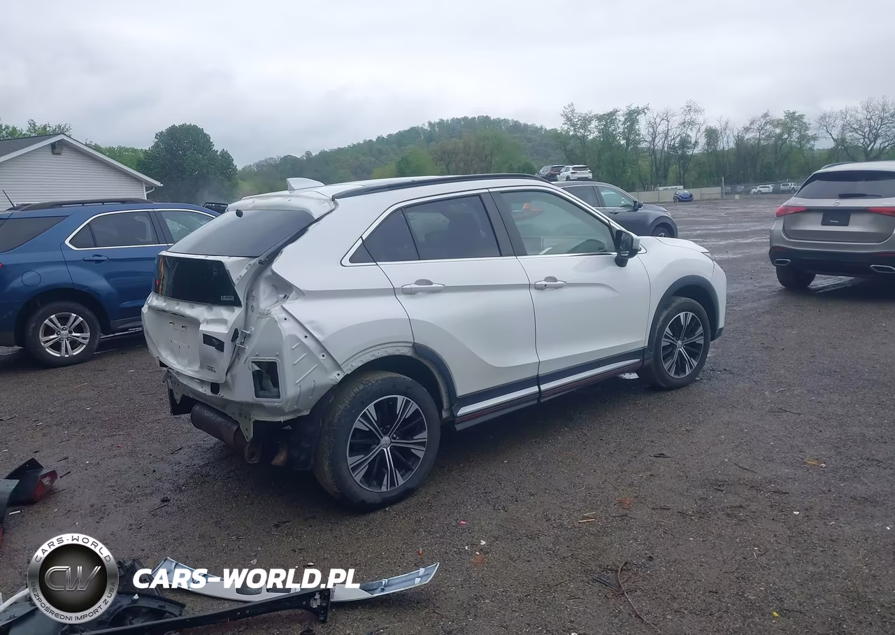2019 Mitsubishi Eclipse Cross Sel VIN:JA4AT5AA7KZ000330 - 4