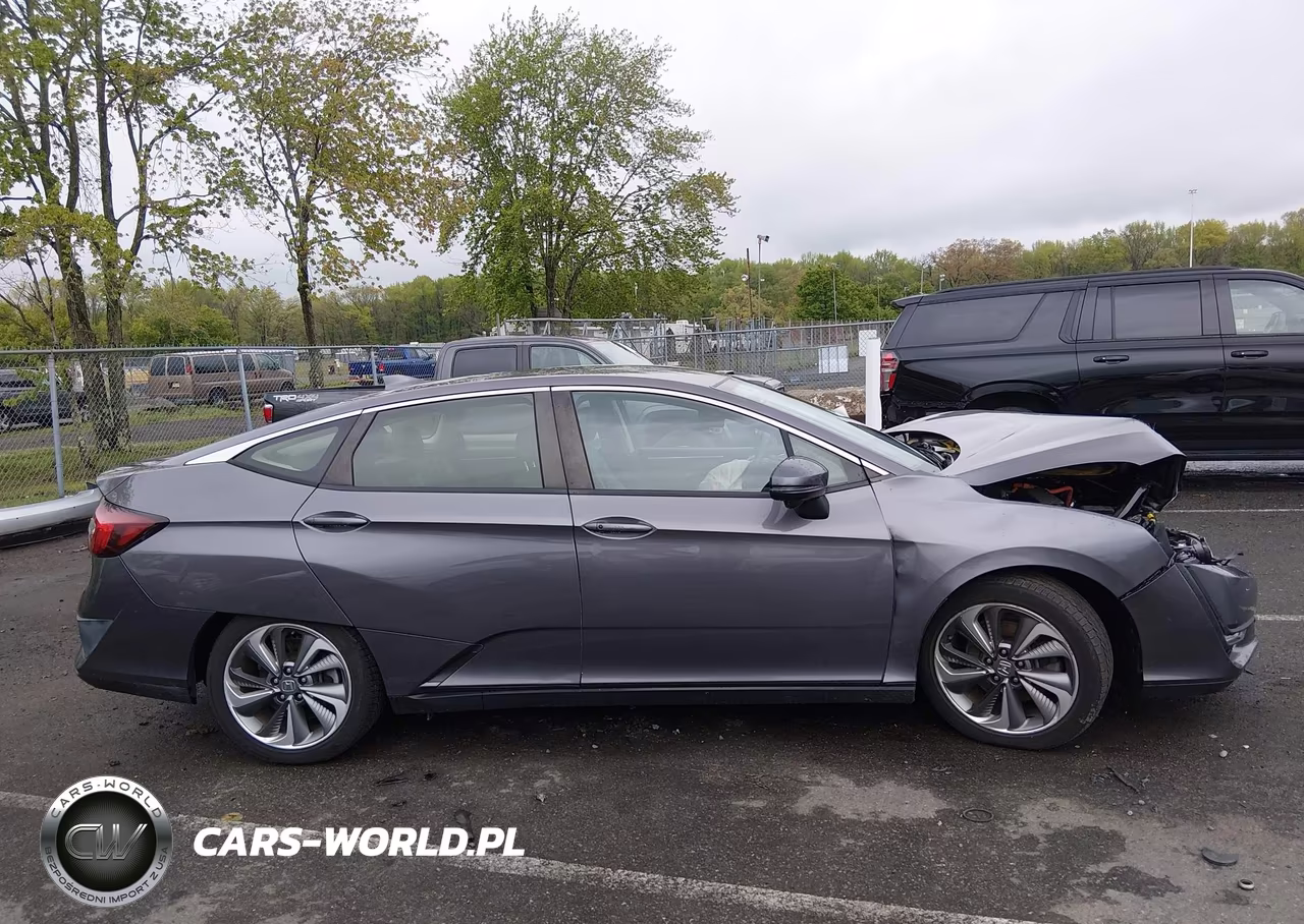 2018 Honda Clarity Plug-In Hybrid VIN:JHMZC5F10JC023742 - 13