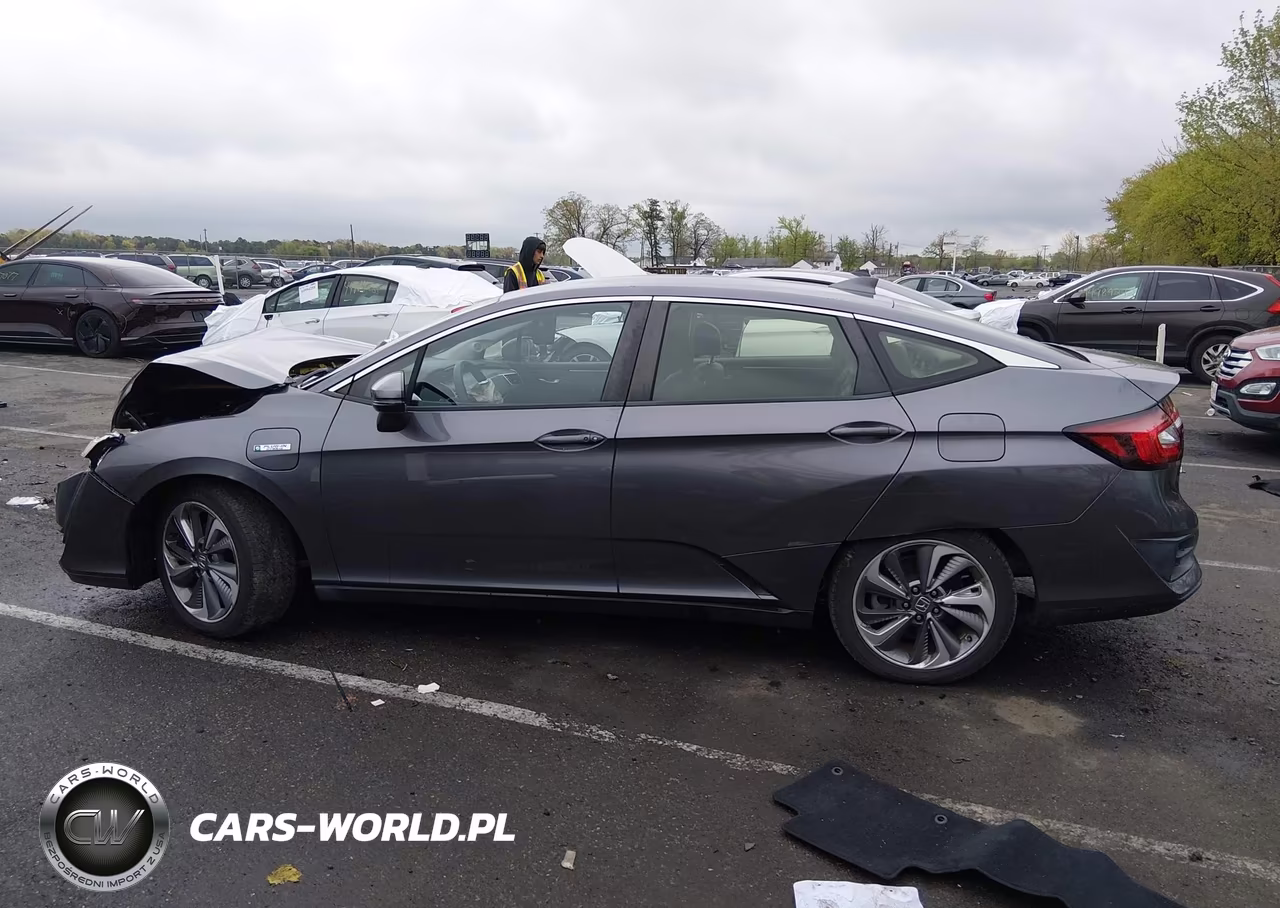 2018 Honda Clarity Plug-In Hybrid VIN:JHMZC5F10JC023742 - 14