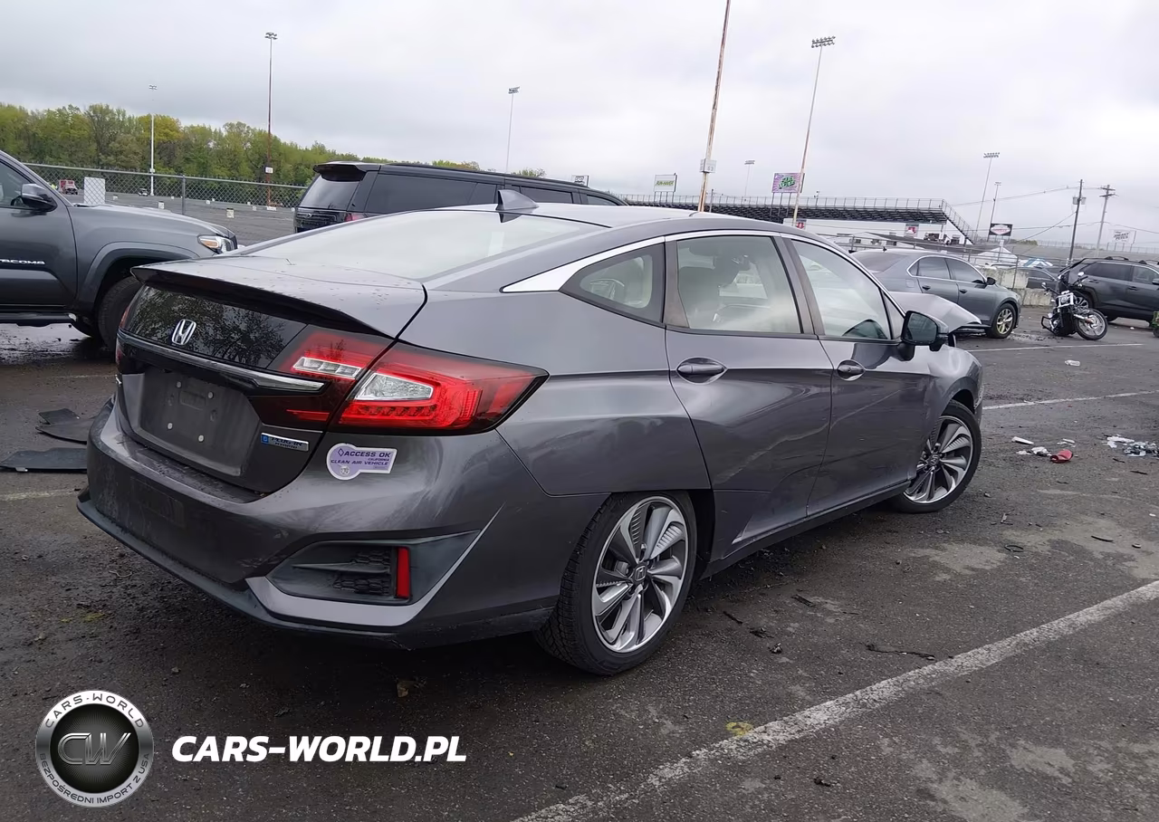 2018 Honda Clarity Plug-In Hybrid VIN:JHMZC5F10JC023742 - 4