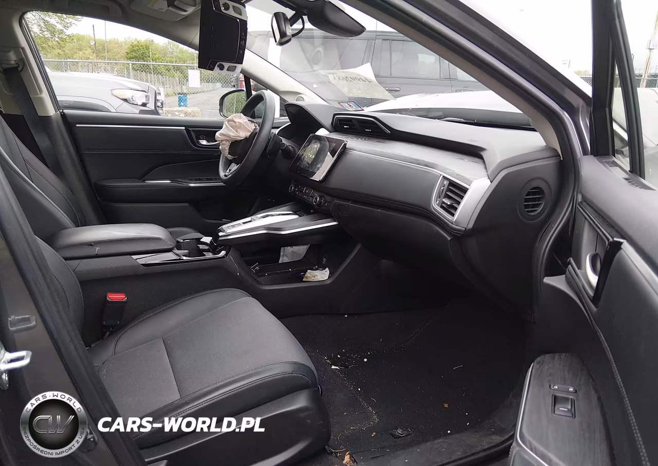 2018 Honda Clarity Plug-In Hybrid VIN:JHMZC5F10JC023742 - 5