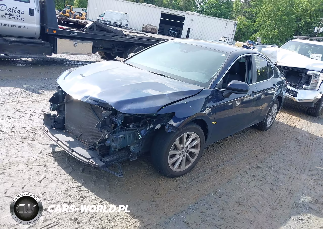 2021 Toyota Camry Le VIN:4T1C11AK8MU463840 - 2
