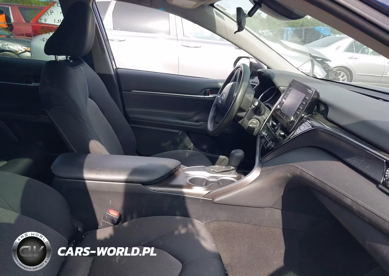 2021 Toyota Camry Le VIN:4T1C11AK8MU463840 - 5
