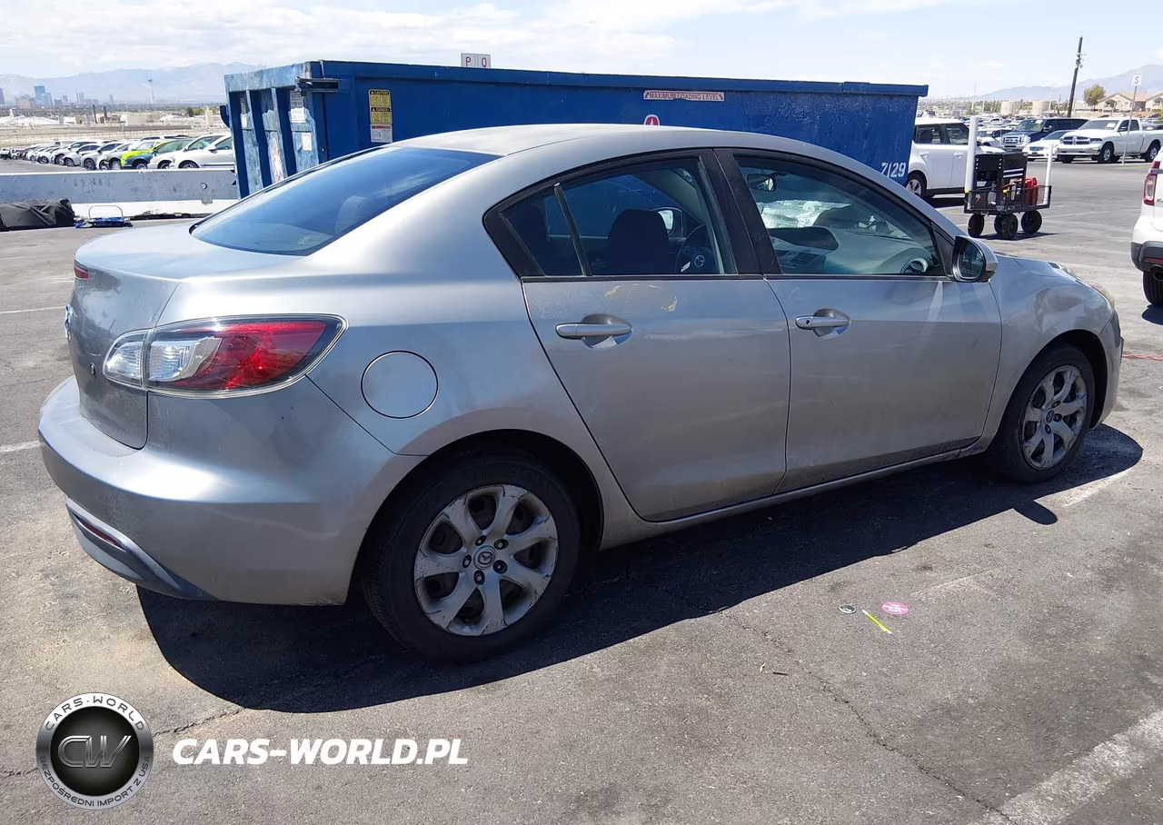 2010 Mazda Mazda3 I Sport VIN:JM1BL1SG5A1344757 - 4