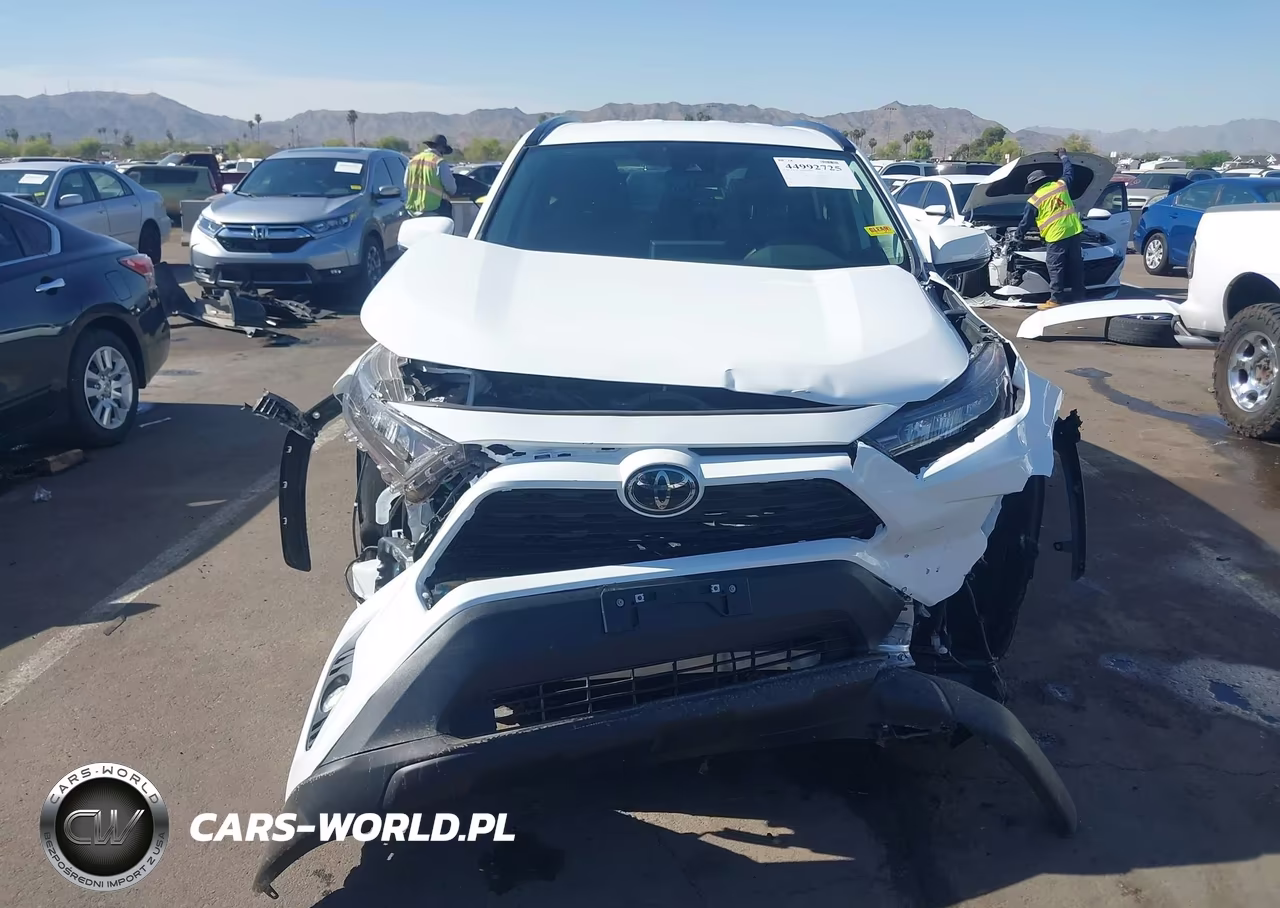 2021 Toyota Rav4 Xle VIN:2T3W1RFV0MC116087 - 12
