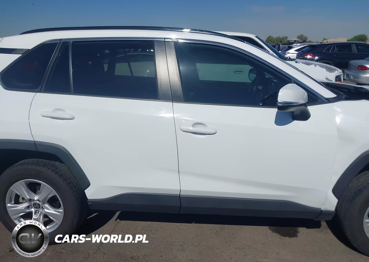 2021 Toyota Rav4 Xle VIN:2T3W1RFV0MC116087 - 13