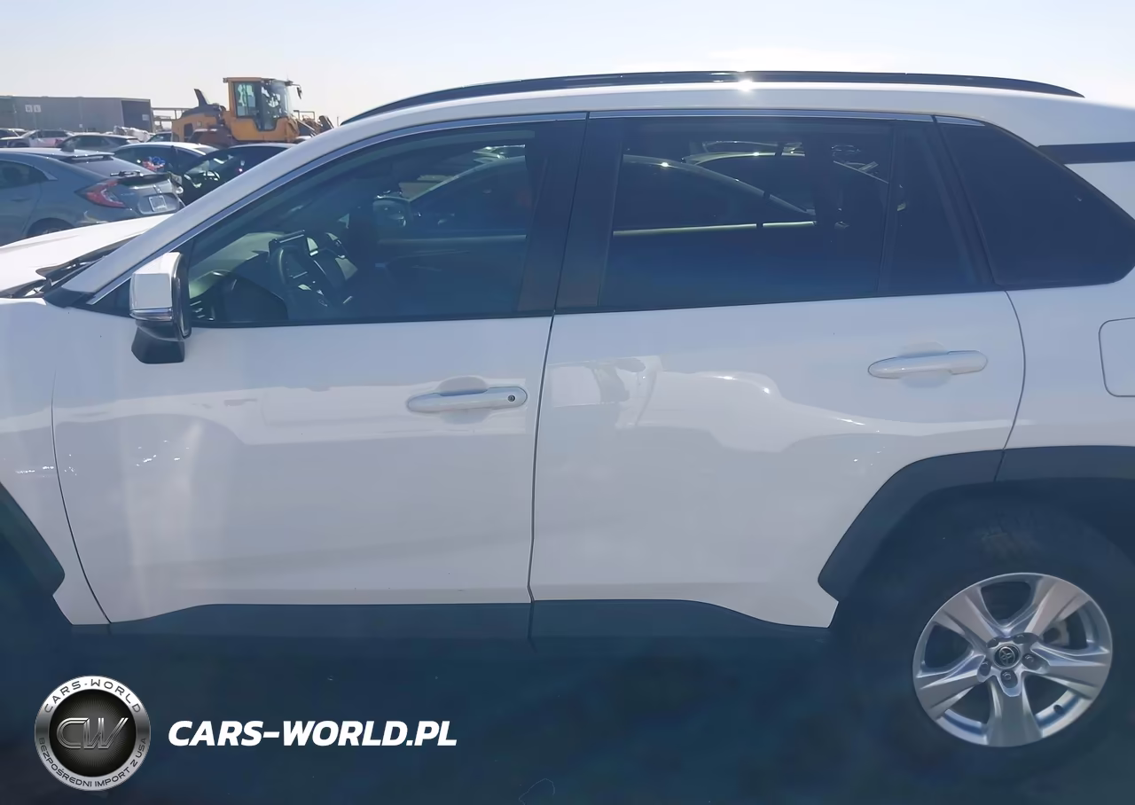 2021 Toyota Rav4 Xle VIN:2T3W1RFV0MC116087 - 14