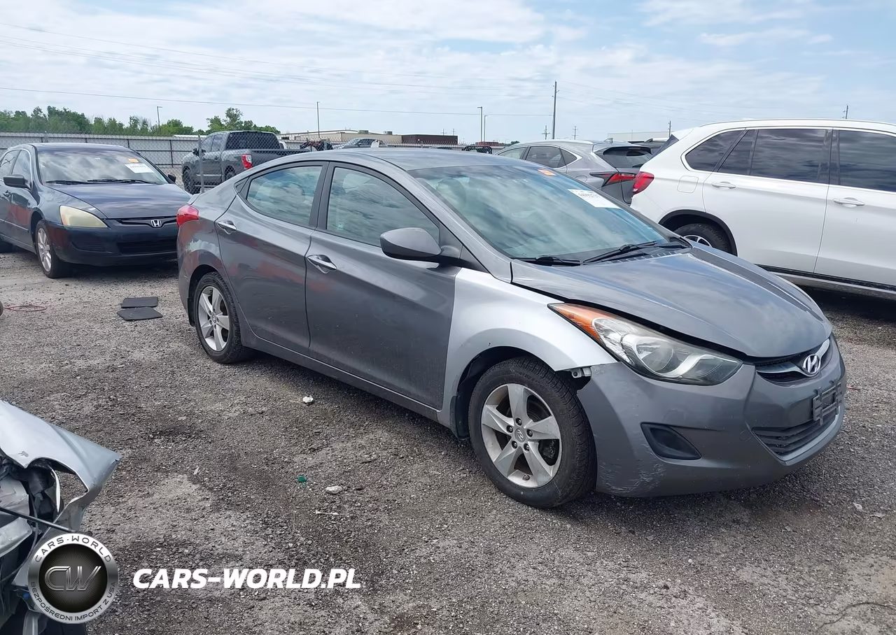 2013 Hyundai Elantra Gls VIN:5NPDH4AE1DH278054 - 13